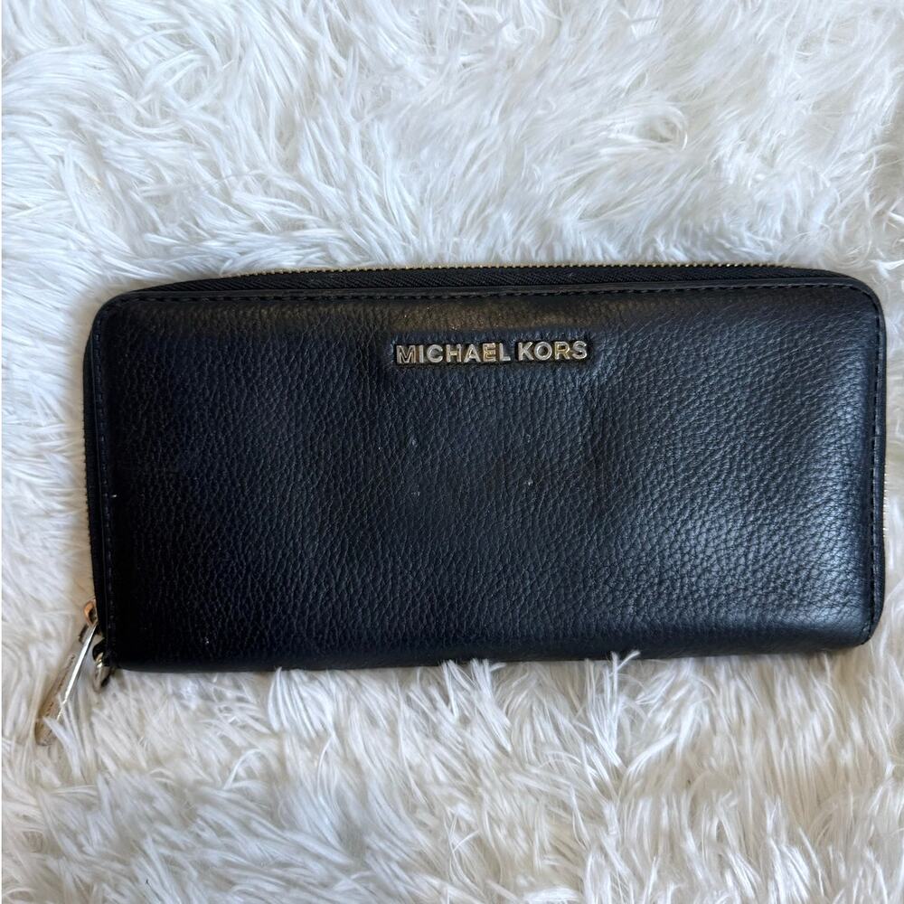 Michael Kors Black Zip Around Wallet